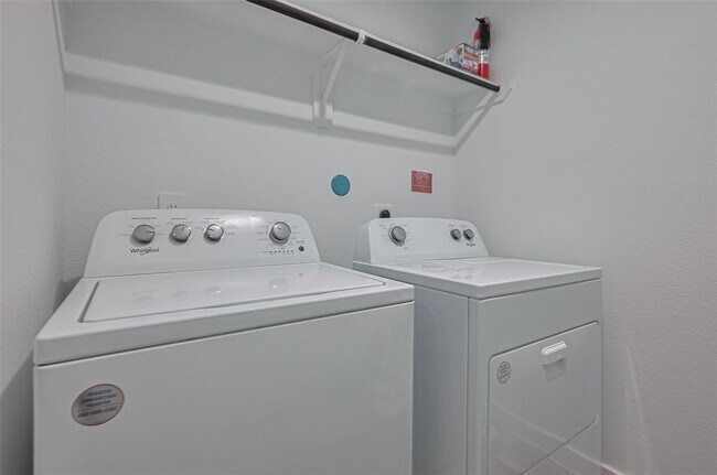 Building Photo - 10405 Hadley Pk Trl