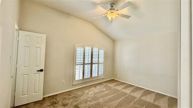 Building Photo - 705 Piedmont Dr