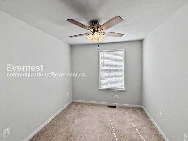 Building Photo - 1325 Claytor Ln