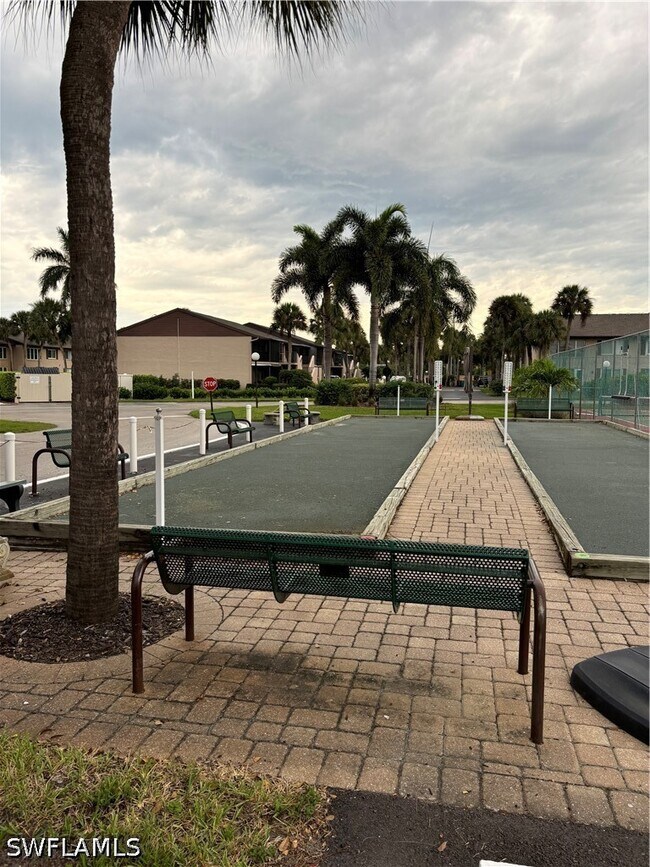 Building Photo - 4180 Looking Glass Ln