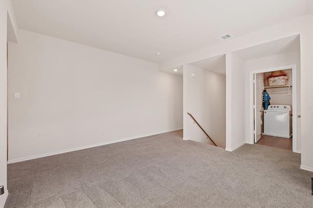 Building Photo - 3329 Watterson Wy