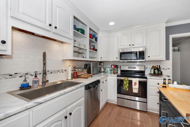 Building Photo - 4315 Horace Dr NW