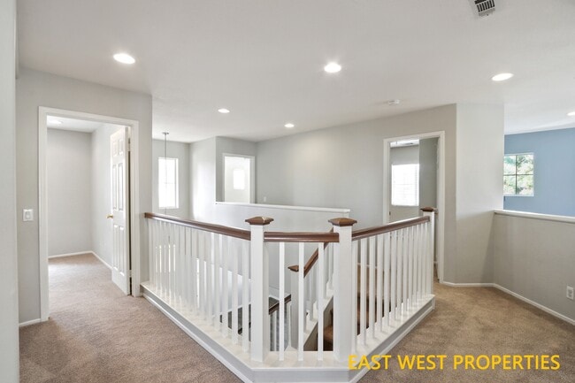 Building Photo - 2945 Schwendeman Ave