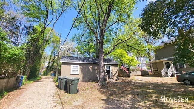 Building Photo - 512.5 S Boylan Ave