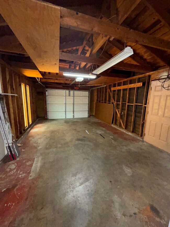 Building Photo - Bellflower Way