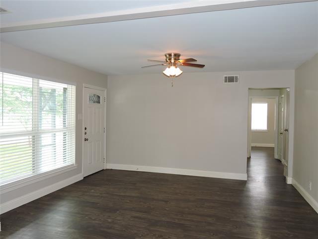 Building Photo - 12333 Oberlin Dr