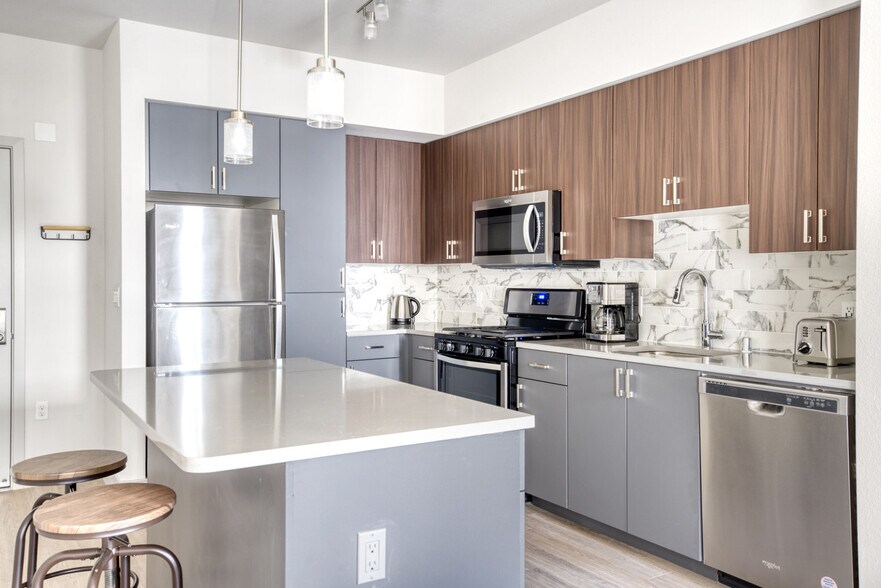 Building Photo - 44758 Old Warm Springs Blvd