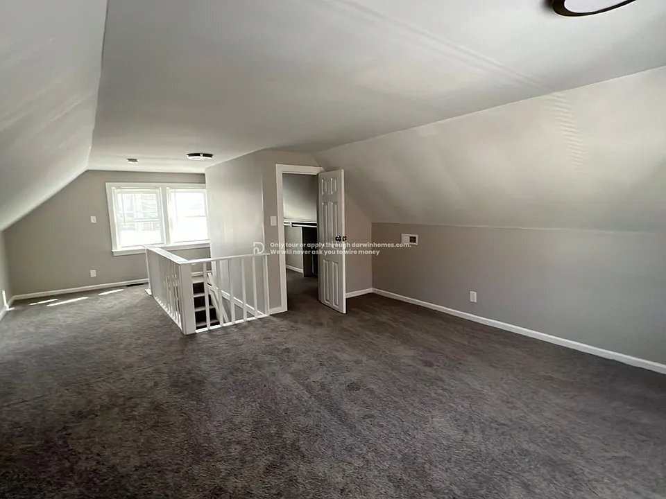 Building Photo - 3906 Jewell Ave