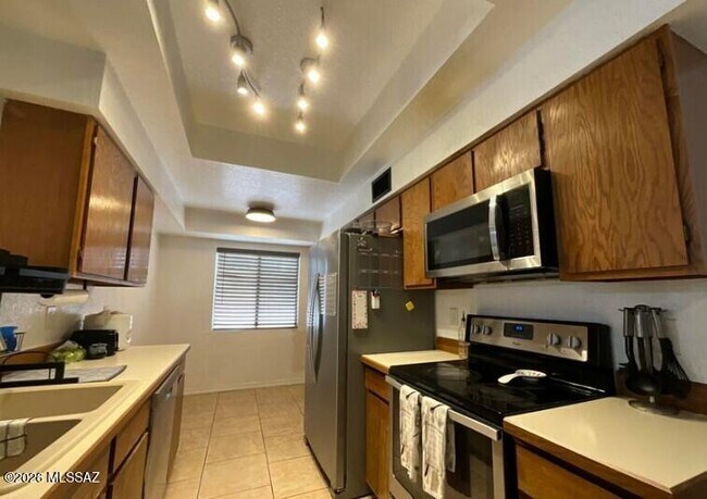 Building Photo - 7924 E Colette Cir