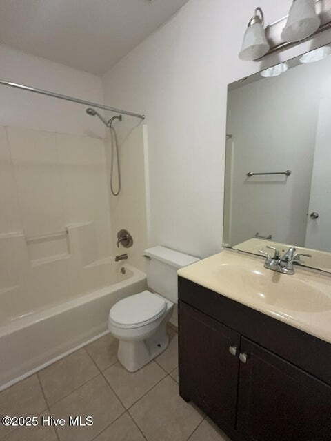 Building Photo - Beautiful 3 Bedroom, 2 Bath Home-3016 E. Windgate Ct.