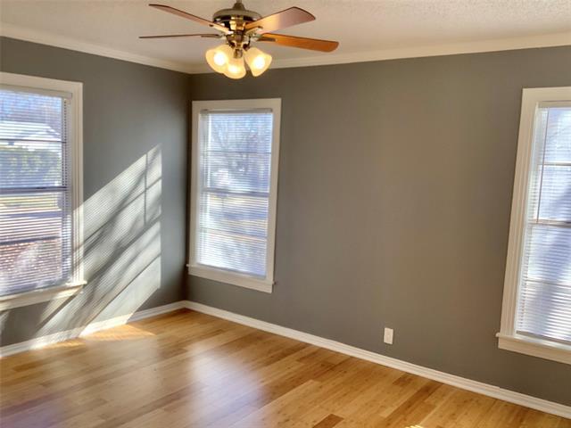 Building Photo - 213 Donald St