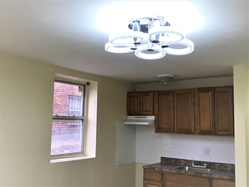 Building Photo - 306 Eastern Pkwy