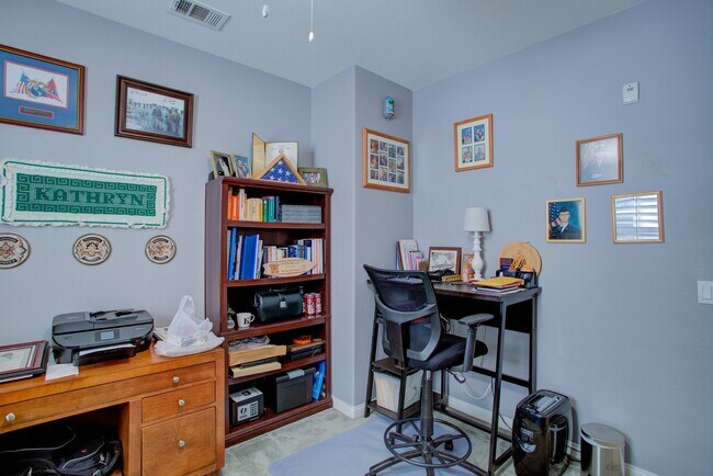 Building Photo - 825 Harbor Cliff Way, Unit 265