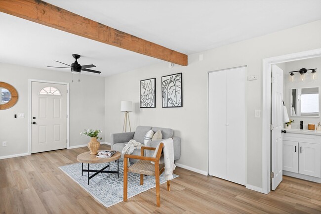 Building Photo - Beautiful Studio Style Condo in Morena w/ ...