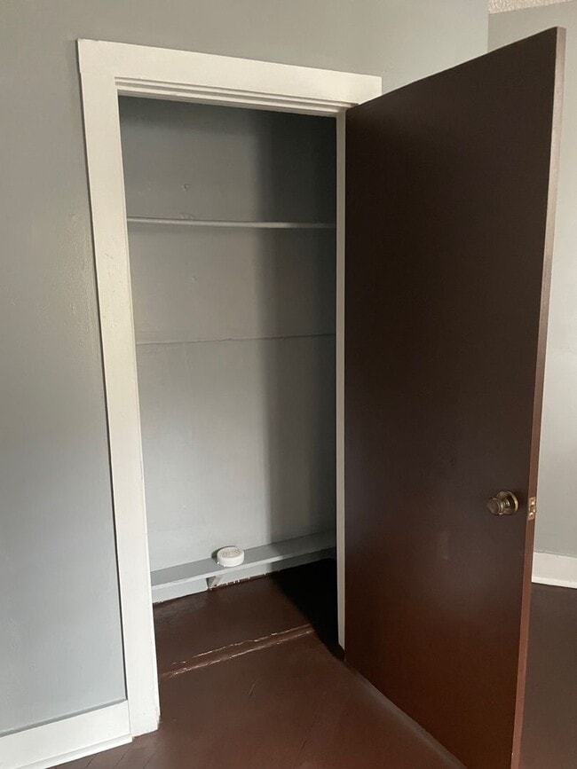 Building Photo - Nice 1 bedroom, 1 bath rental on Coming St...