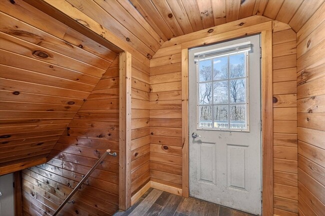 Building Photo - 29 Ridge Rd