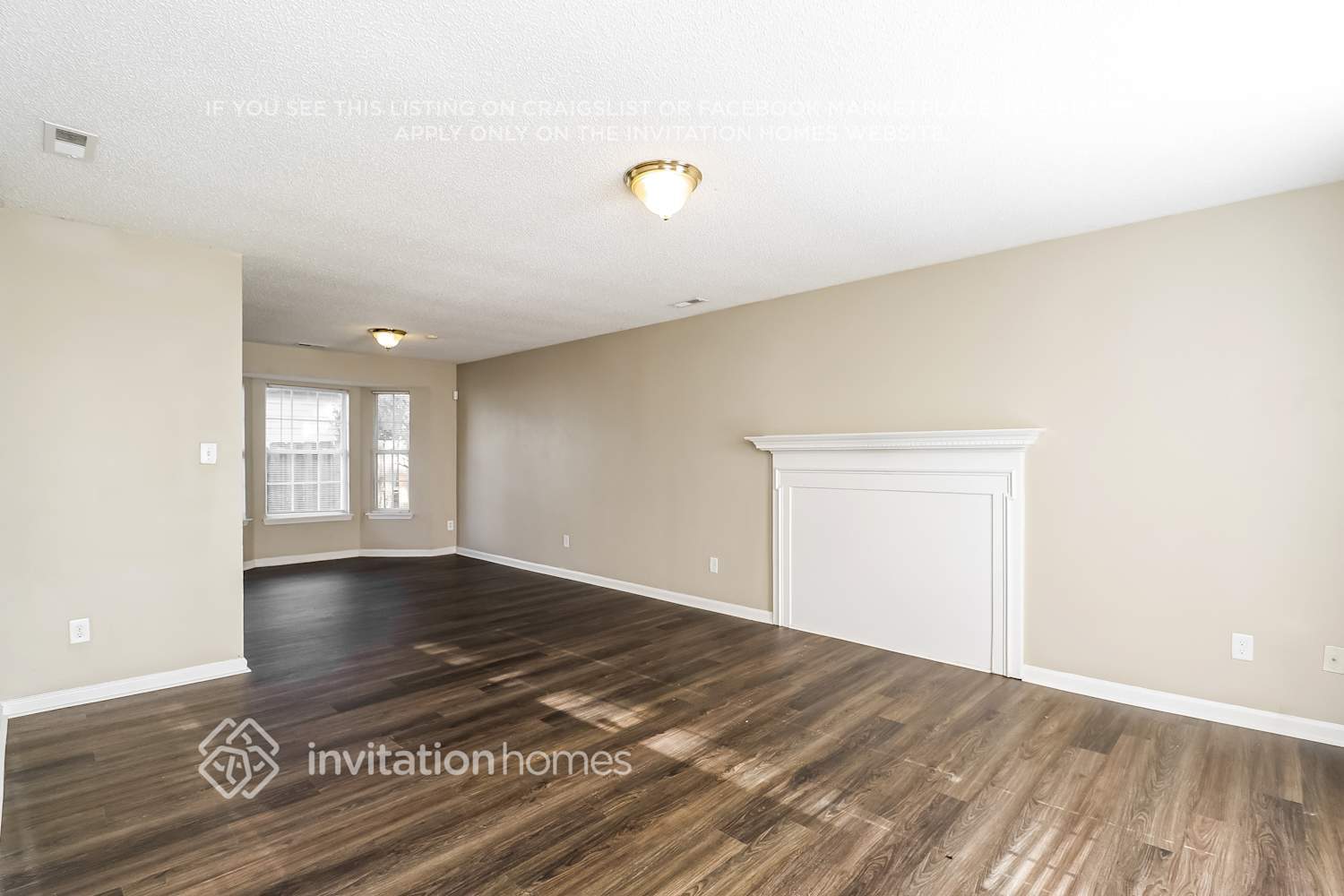 Building Photo - 8410 Blue Aster Ln