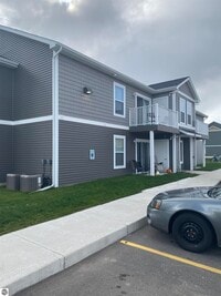 Building Photo - 1002 W Broomfield St