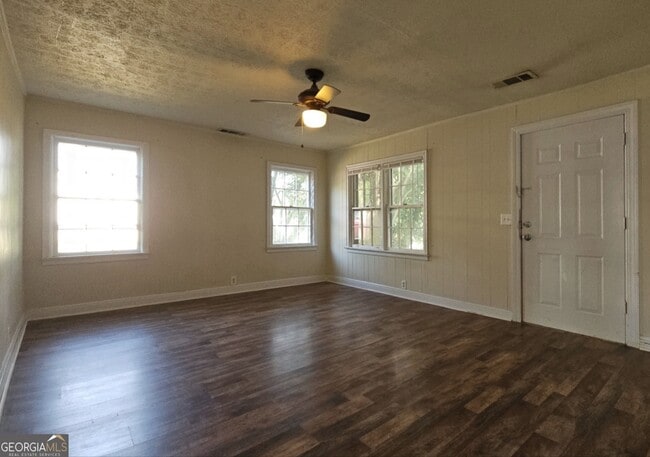 Building Photo - 1751 Atlanta Hwy SE