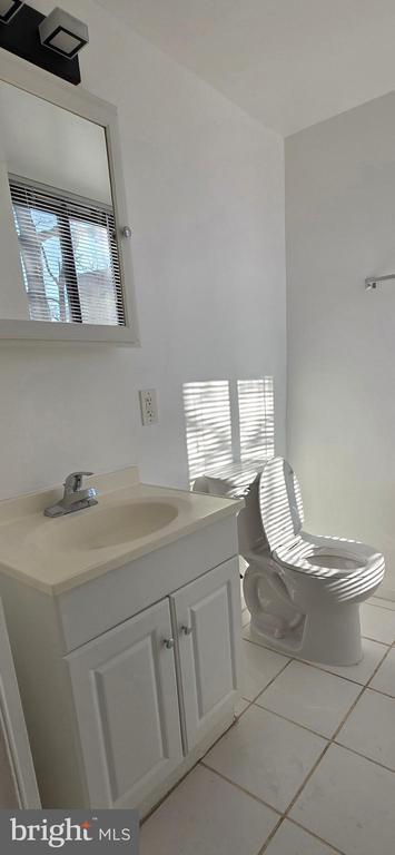 Building Photo - 12 S Van Dorn St