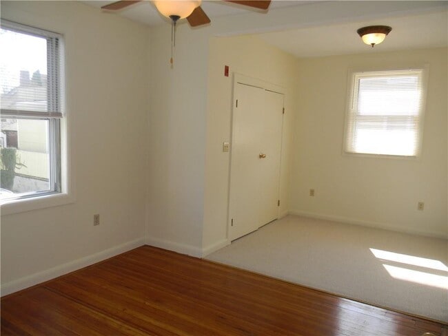 Building Photo - 152 Elmgrove Ave