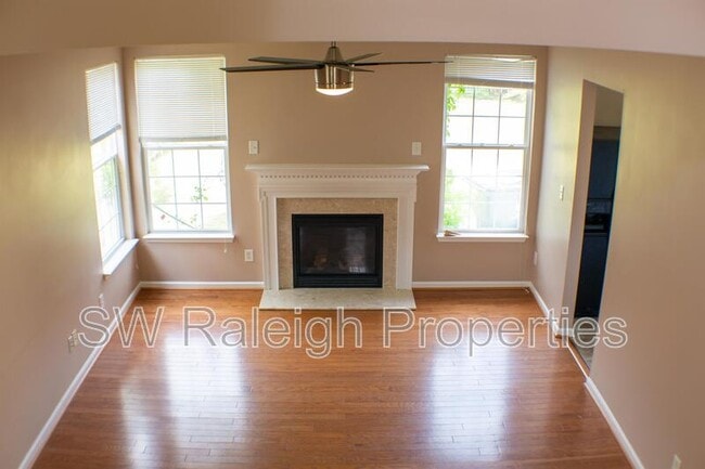 Building Photo - 5145 Mabe Dr