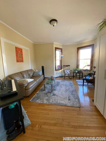 Building Photo - 75 Lyman Ave