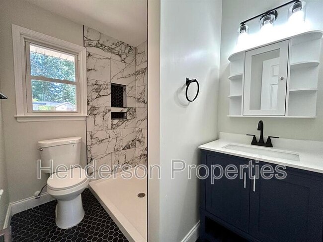 Building Photo - 5405 Myrica Ln