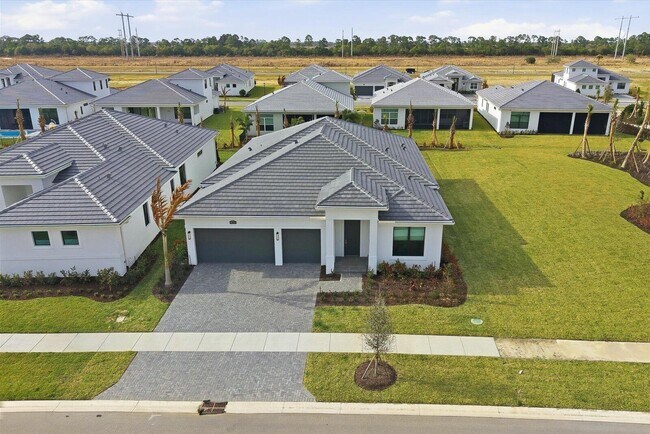 Building Photo - 12882 SW Taranto Wy