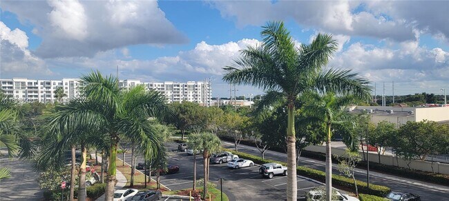 Building Photo - 10710 NW 66th St