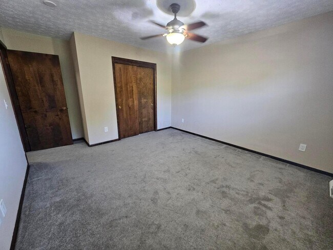 Building Photo - 6648 Kennerdown St