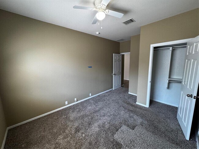 Building Photo - 301 Winecup Way