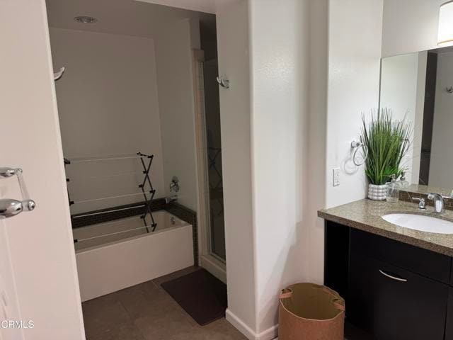 Building Photo - 250 N 1st St