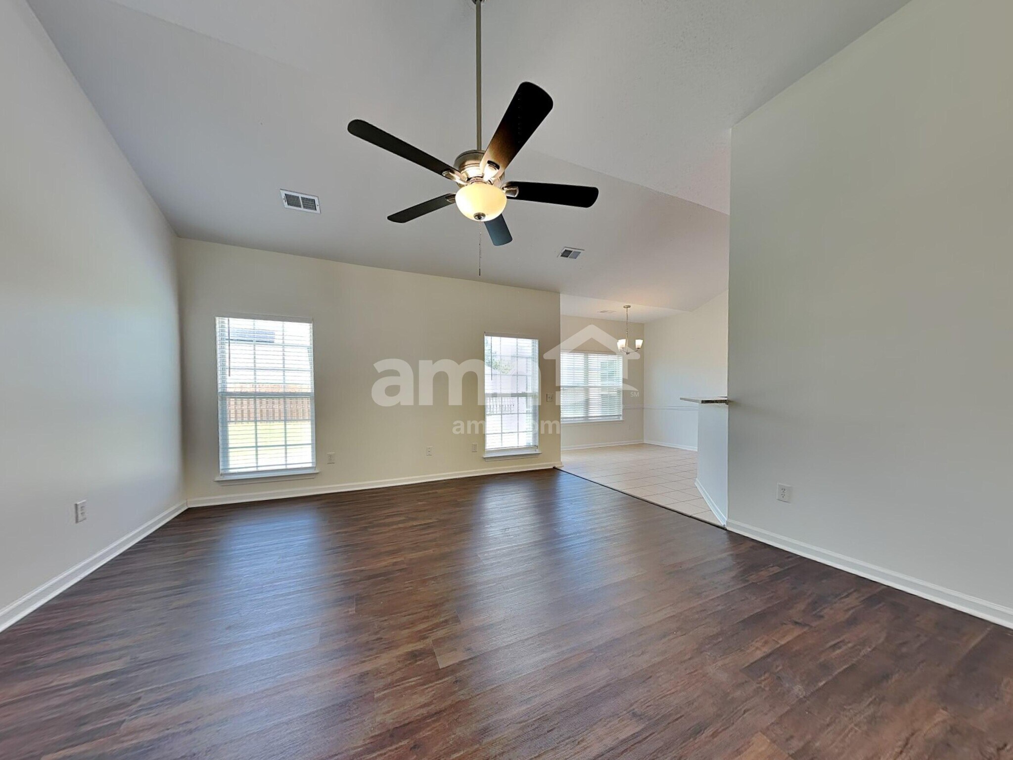 Building Photo - 632 Stonebridge Cir