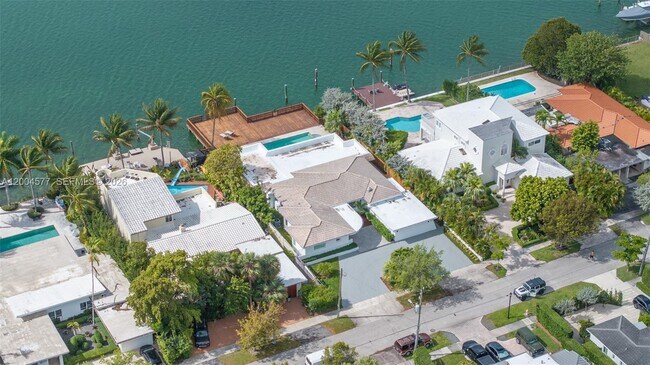 Building Photo - 1690 Daytonia Rd