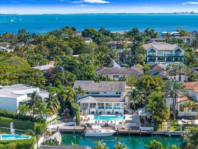 Building Photo - 6832 Sunrise Ct