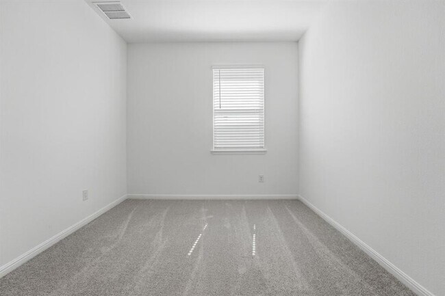 Building Photo - 201 Betsy Rd