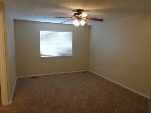 Building Photo - 2664 Comanche Creek Dr