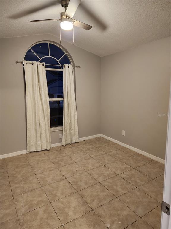 Building Photo - 2883 Picadilly Cir