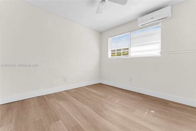 Building Photo - 2856 NW 14th St
