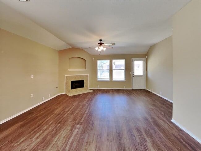 Building Photo - 2807 Bison Bluff