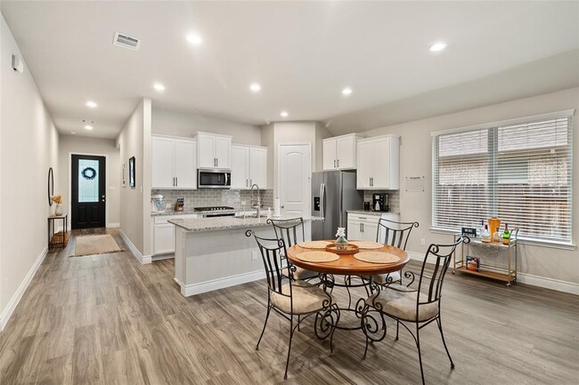 Building Photo - 25610 Pinyon Hl Trl