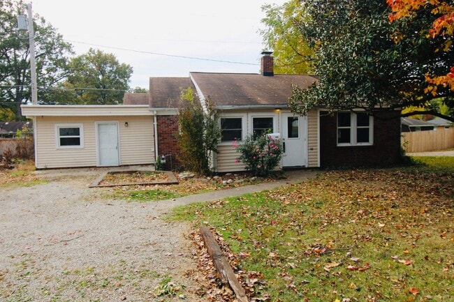Primary Photo - 2167 Washington Ave
