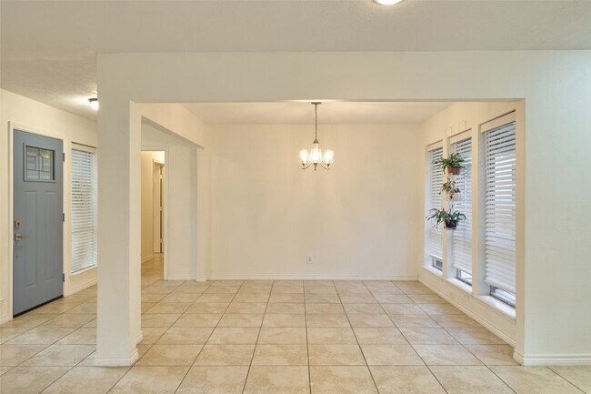 Building Photo - 11616 Timberwild St