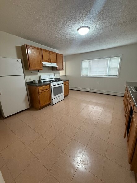 Building Photo - 290 Prospect St