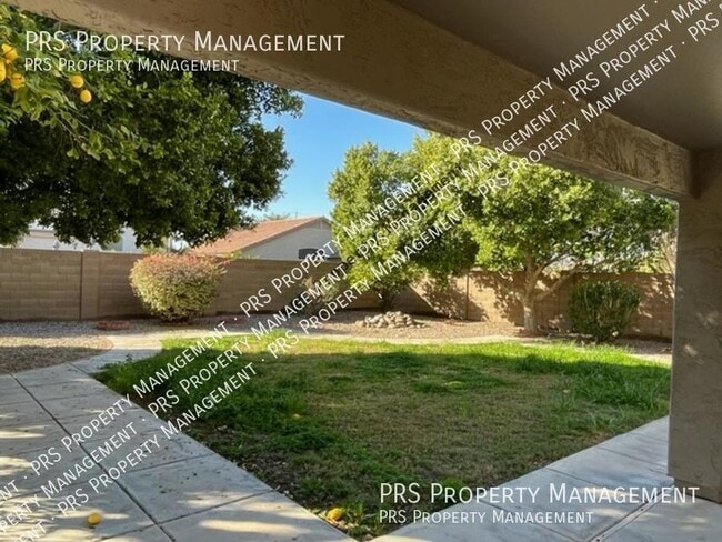 Building Photo - 1053 W Bruce Ave