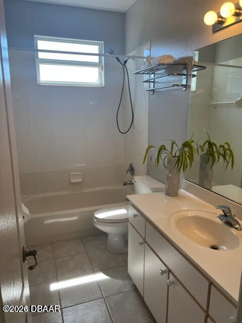 Building Photo - 11 Canterbury Woods