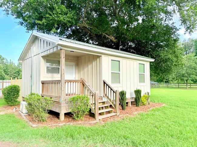 Primary Photo - Harry Jones Tiny Home