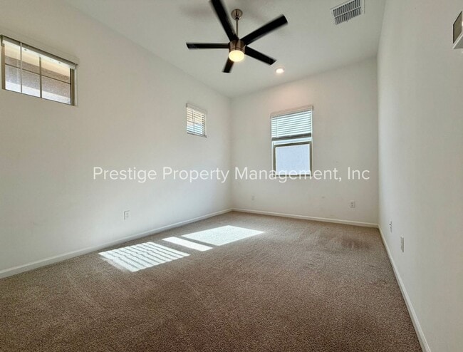 Building Photo - 10848 W Yates Ln