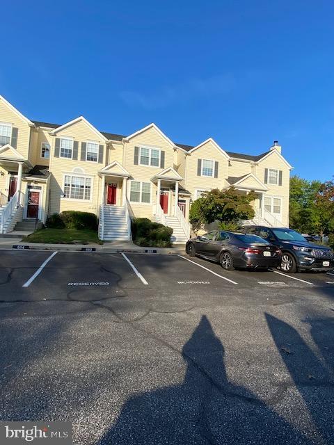 Building Photo - 1408 Nutwood Ct